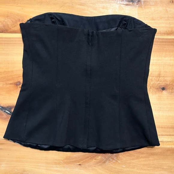 White House Black Market Corset Size 4 - Picture 3 of 8